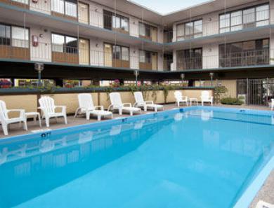 Days Inn Missoula University Екстер'єр фото